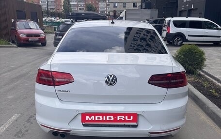 Volkswagen Passat B8 рестайлинг, 2019 год, 1 800 000 рублей, 5 фотография