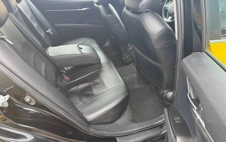 Toyota Camry, 2021 год, 1 650 000 рублей, 7 фотография