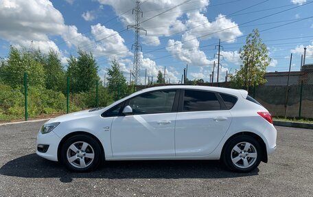 Opel Astra J, 2014 год, 798 000 рублей, 2 фотография