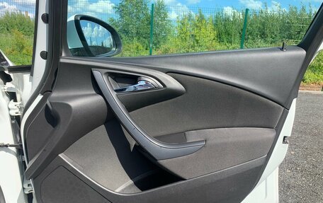 Opel Astra J, 2014 год, 798 000 рублей, 27 фотография