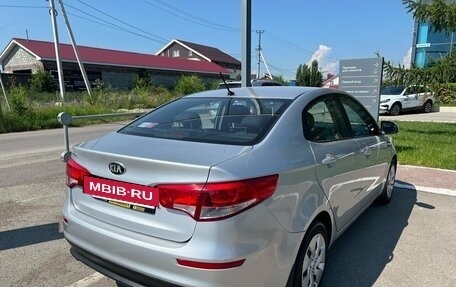 KIA Rio III рестайлинг, 2015 год, 1 100 000 рублей, 2 фотография