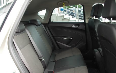 Opel Astra J, 2011 год, 699 000 рублей, 9 фотография