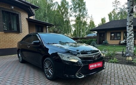 Toyota Camry, 2016 год, 2 100 000 рублей, 2 фотография