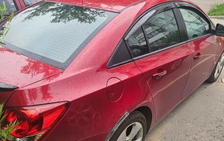 Chevrolet Cruze II, 2010 год, 600 000 рублей, 4 фотография