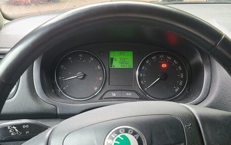 Skoda Fabia II, 2010 год, 550 000 рублей, 6 фотография