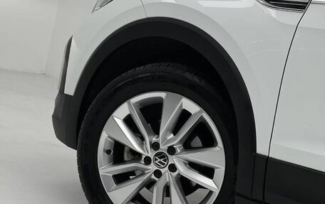 Volkswagen T-Cross I, 2023 год, 1 420 000 рублей, 3 фотография
