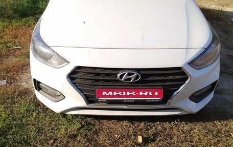 Hyundai Solaris II рестайлинг, 2018 год, 1 100 000 рублей, 5 фотография