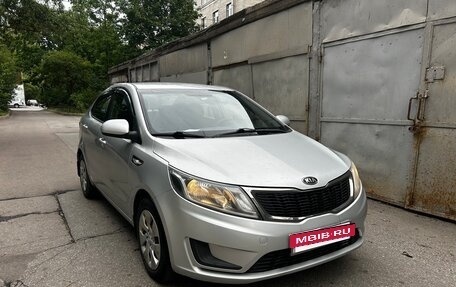 KIA Rio III рестайлинг, 2012 год, 550 000 рублей, 2 фотография