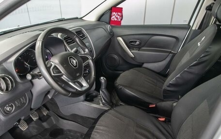 Renault Logan II, 2018 год, 990 000 рублей, 9 фотография