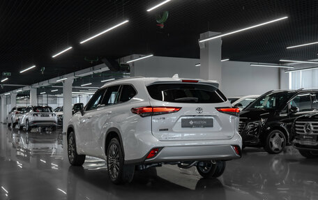 Toyota Highlander, 2026 год, 5 400 000 рублей, 4 фотография