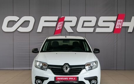 Renault Logan II, 2018 год, 990 000 рублей, 2 фотография