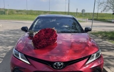 Toyota Camry, 2021 год, 3 200 000 рублей, 1 фотография