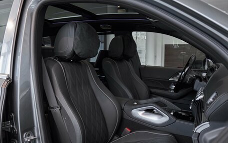 Mercedes-Benz Maybach GLS I, 2025 год, 25 000 000 рублей, 9 фотография