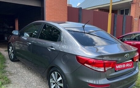 KIA Rio III рестайлинг, 2015 год, 950 000 рублей, 4 фотография