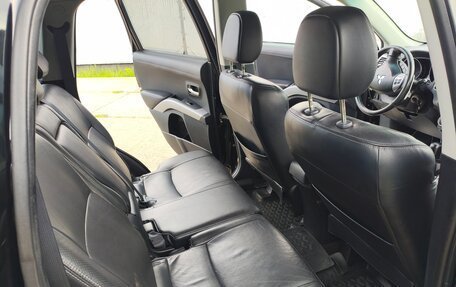 Mitsubishi Outlander III рестайлинг 3, 2011 год, 1 100 000 рублей, 19 фотография