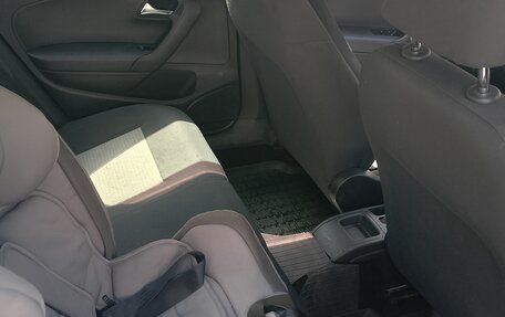 Volkswagen Polo VI (EU Market), 2013 год, 630 000 рублей, 10 фотография