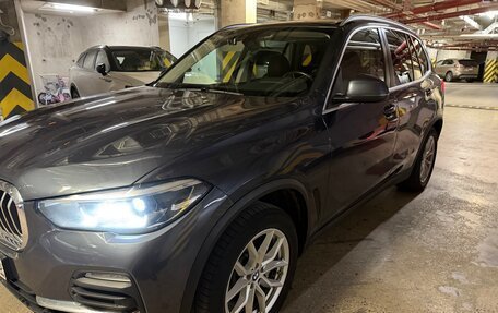 BMW X5, 2021 год, 5 800 000 рублей, 6 фотография