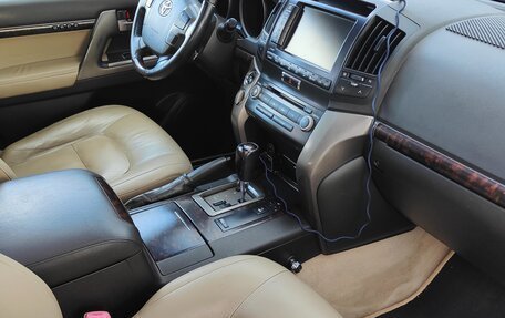 Toyota Land Cruiser 200, 2008 год, 2 490 000 рублей, 12 фотография