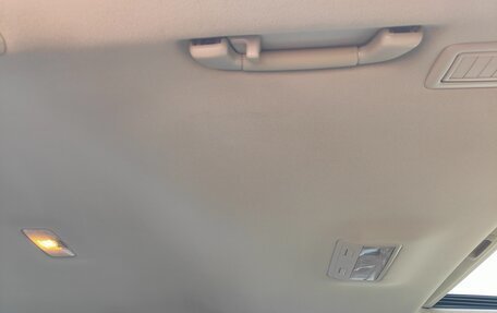 Toyota Land Cruiser 200, 2008 год, 2 490 000 рублей, 26 фотография