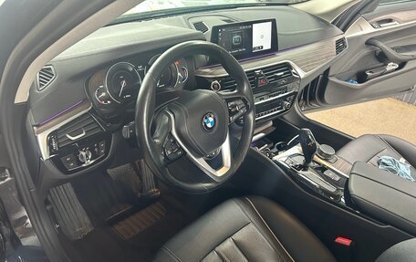 BMW 5 серия, 2017 год, 3 300 000 рублей, 13 фотография