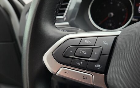 Volkswagen Tiguan II, 2021 год, 3 350 000 рублей, 18 фотография