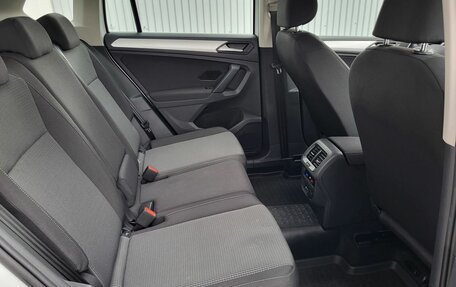 Volkswagen Tiguan II, 2021 год, 3 350 000 рублей, 27 фотография