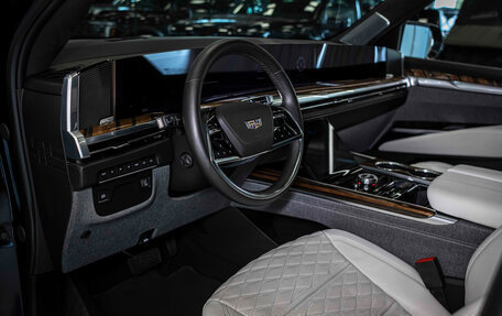 Cadillac Escalade V, 2024 год, 17 500 000 рублей, 12 фотография