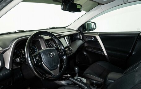 Toyota RAV4, 2018 год, 2 100 000 рублей, 5 фотография