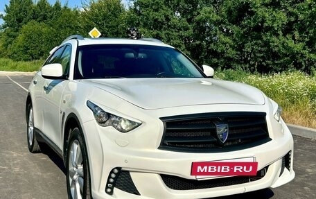 Infiniti QX70, 2014 год, 2 690 000 рублей, 3 фотография
