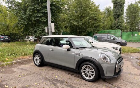 MINI Hatch, 2022 год, 3 000 000 рублей, 2 фотография