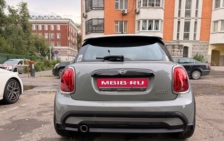MINI Hatch, 2022 год, 3 000 000 рублей, 9 фотография