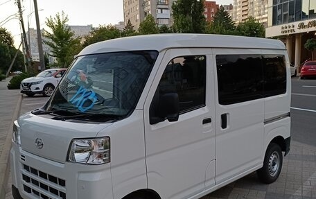 Daihatsu Hijet, 2021 год, 1 370 000 рублей, 3 фотография