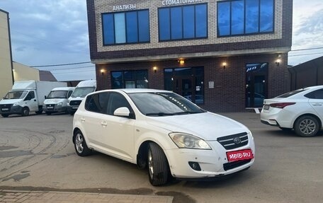 KIA cee'd I рестайлинг, 2008 год, 380 000 рублей, 1 фотография