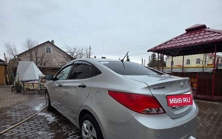 Hyundai Solaris II рестайлинг, 2014 год, 860 000 рублей, 4 фотография