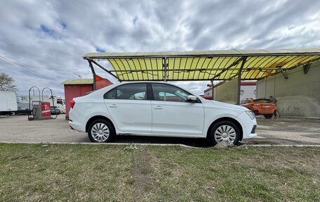 Skoda Rapid II, 2021 год, 850 000 рублей, 2 фотография