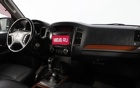 Mitsubishi Pajero IV, 2008 год, 1 899 000 рублей, 10 фотография