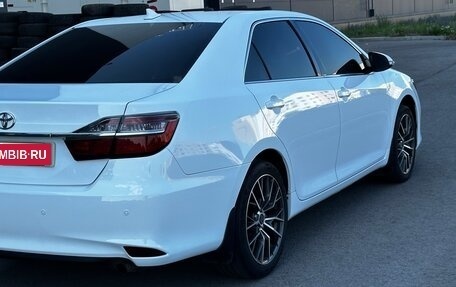 Toyota Camry, 2018 год, 2 100 000 рублей, 8 фотография