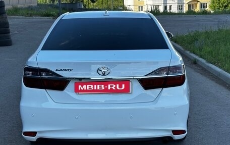 Toyota Camry, 2018 год, 2 100 000 рублей, 6 фотография