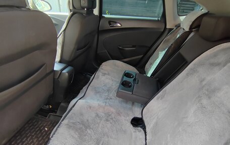 Opel Astra J, 2012 год, 900 000 рублей, 7 фотография