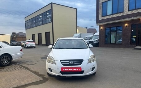 KIA cee'd I рестайлинг, 2008 год, 380 000 рублей, 3 фотография