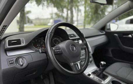 Volkswagen Passat B7, 2011 год, 1 490 000 рублей, 13 фотография