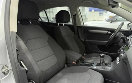 Volkswagen Passat B7, 2011 год, 1 490 000 рублей, 18 фотография