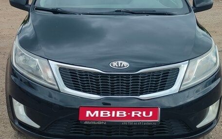 KIA Rio III рестайлинг, 2013 год, 790 000 рублей, 1 фотография