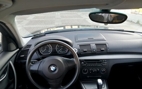 BMW 1 серия, 2011 год, 990 000 рублей, 8 фотография