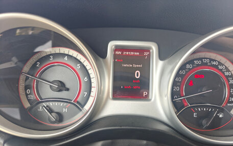 Dodge Journey I, 2012 год, 1 200 000 рублей, 13 фотография