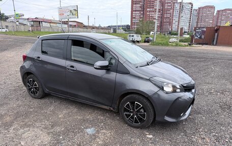 Toyota Vitz, 2015 год, 730 000 рублей, 2 фотография