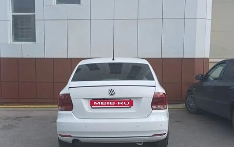 Volkswagen Polo VI (EU Market), 2016 год, 860 000 рублей, 2 фотография