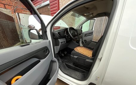 Citroen Jumpy III, 2018 год, 2 200 000 рублей, 8 фотография