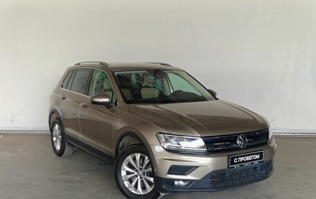 Volkswagen Tiguan II, 2018 год, 2 950 000 рублей, 3 фотография