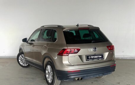 Volkswagen Tiguan II, 2018 год, 2 950 000 рублей, 4 фотография